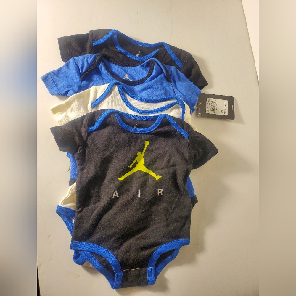 NWT Air Jordan Black, Blue, White Infant 5 Pack Bodysuits Size 0/3 Months
